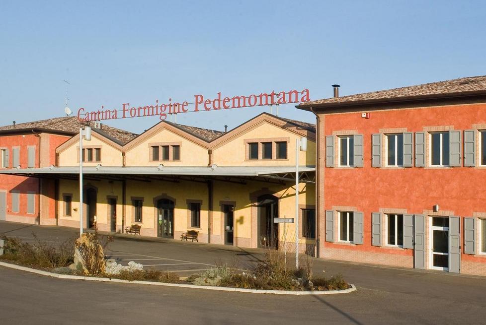 Vini novelli e sorrisi tra i produttori delle cantine