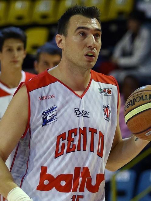 La Fortitudo parte forte, poi Caroldi & co. tornano in partita 
