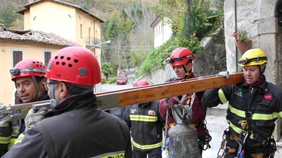 I vigili festeggiano la patrona Tutti i bimbi a Pompieropoli