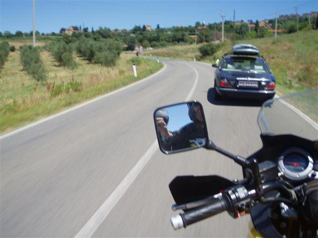 Un tratto della strada regionale 68 (Foto Franco Silvi)
