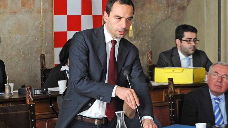Impianti sportivi, il sindaco tira le orecchie ai funzionari