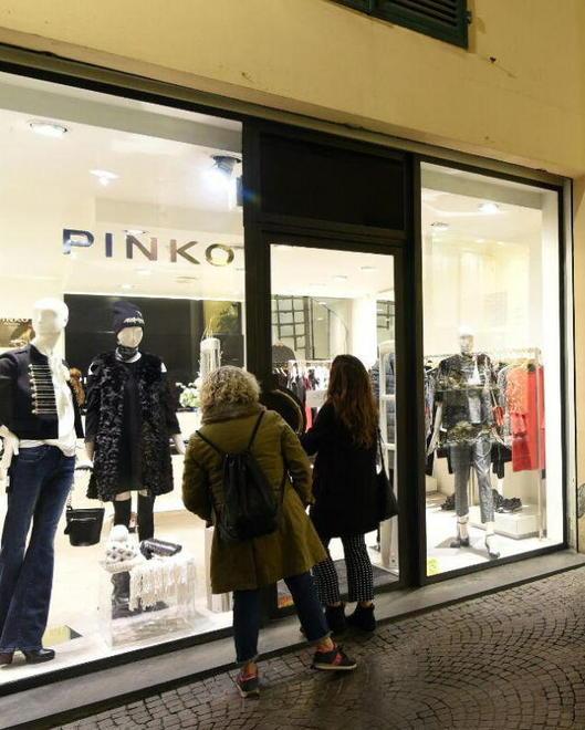 Nella via nobile “comandano” i franchising 