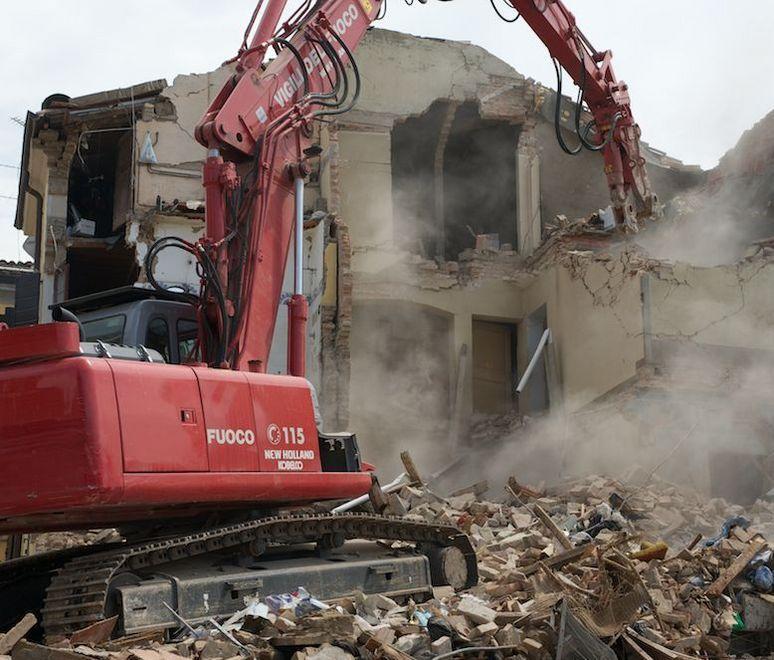 Cavezzo casa demolita dopo il terremoto: un mistero capire chi diede l’ordine 