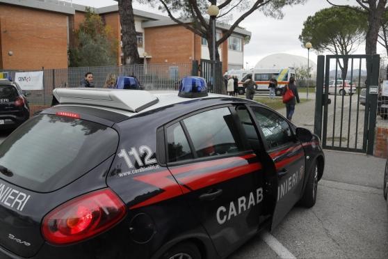 Un'auto dei carabinieri