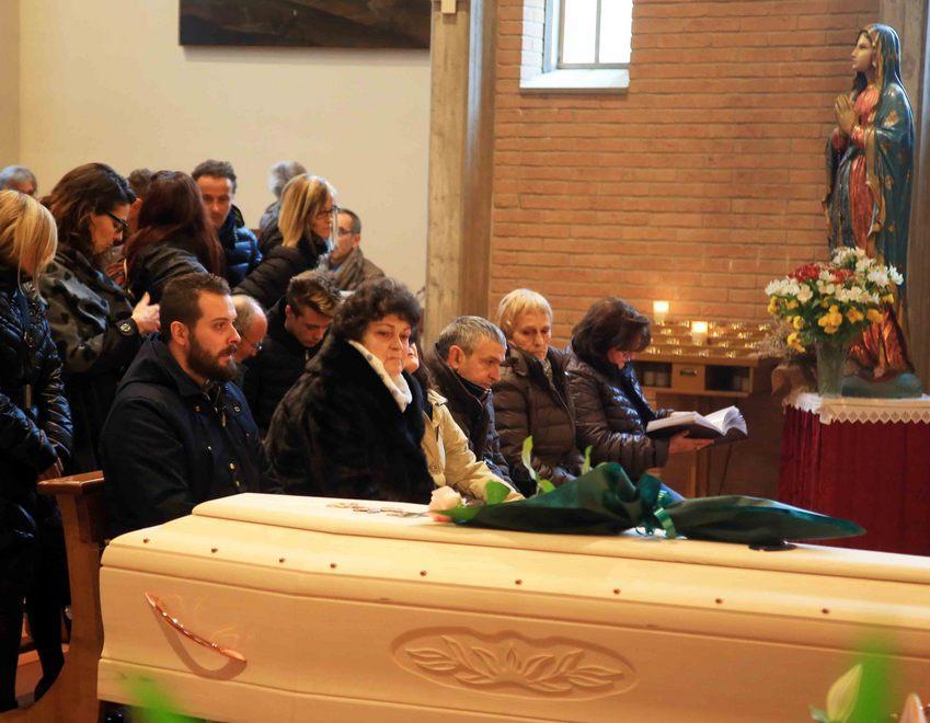 L’addio a Jennifer Galli, geometra di 32 anni 