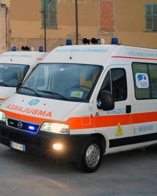 Muore d’infarto sul trattore 