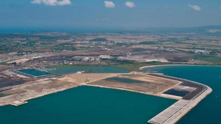 «A Piombino 38 navi da smantellare»