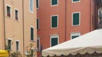 Piazza delle Erbe, un altro Natale al buio