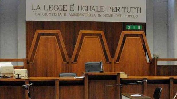 Tentata estorsione, condannato legale