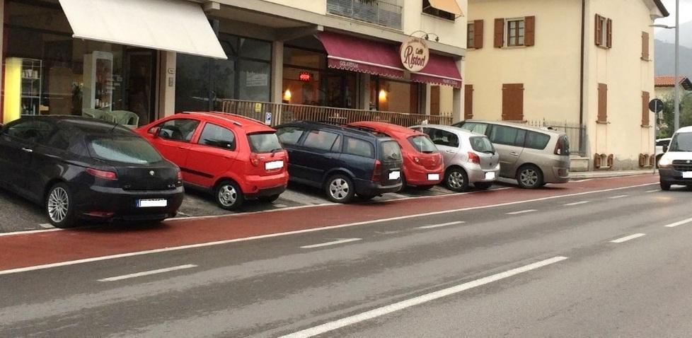 Commercianti contro la pista ciclopedonale 