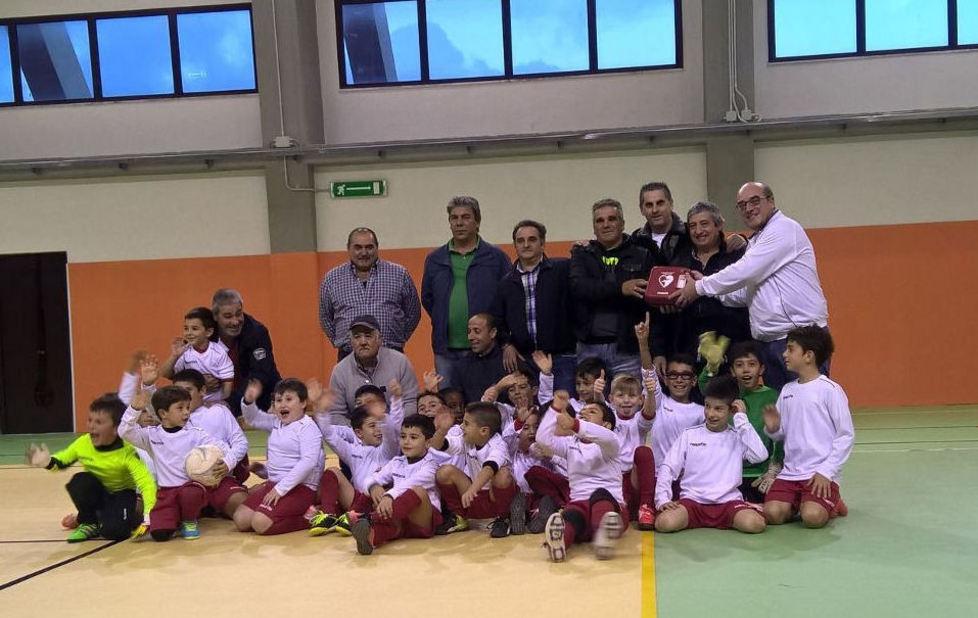 Dagli obrieri un defibrillatore per la società Junior Bonorva