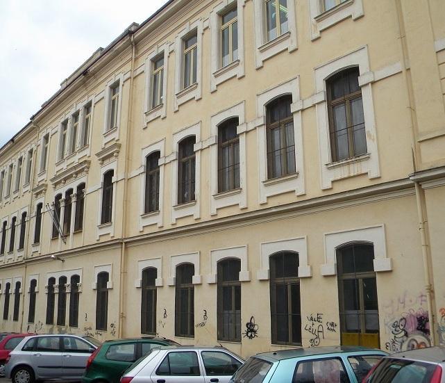 La giunta mette in freezer la delibera sulle scuole 
