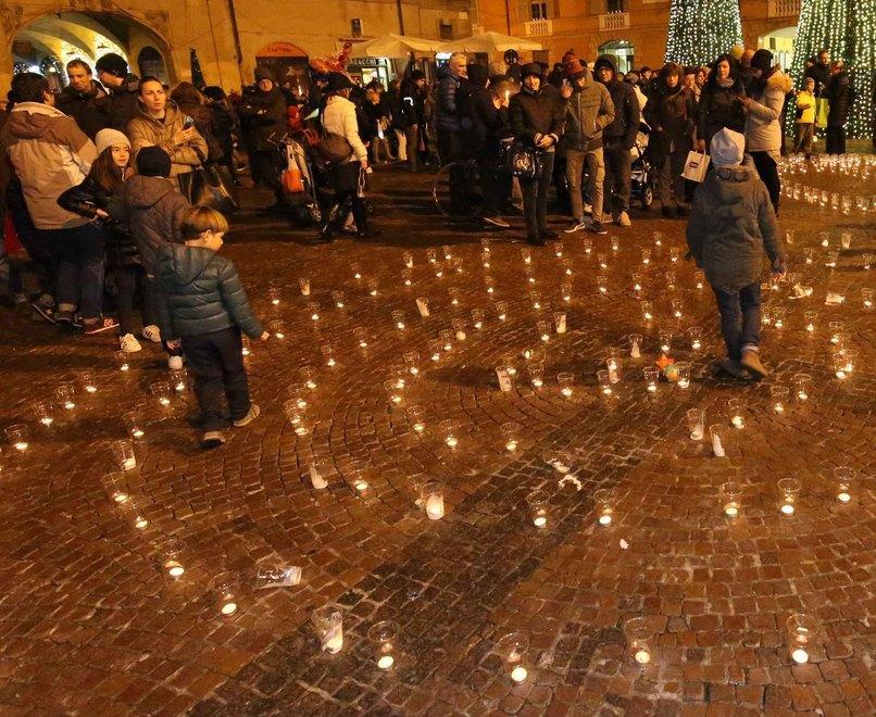 “Notte di luce”, tutta la magìa in un corteo di lanterne 