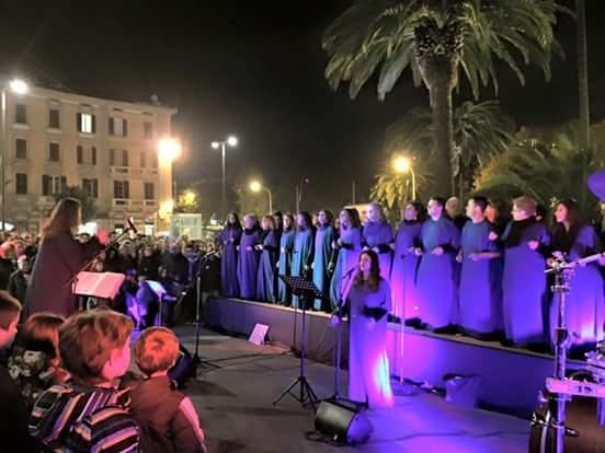 Sassari, i cori gospel del “Mug choir” danno il via alle festività