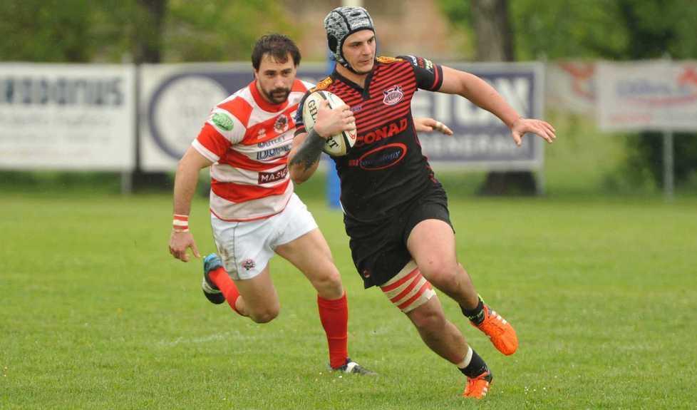 Promessa del rugby investita da un’auto: a 20 anni lotta per la vita 