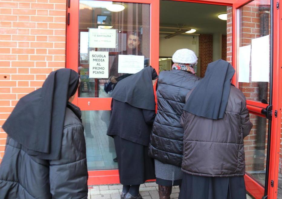 In fila per votare L’affluenza torna ai livelli anni ’90 
