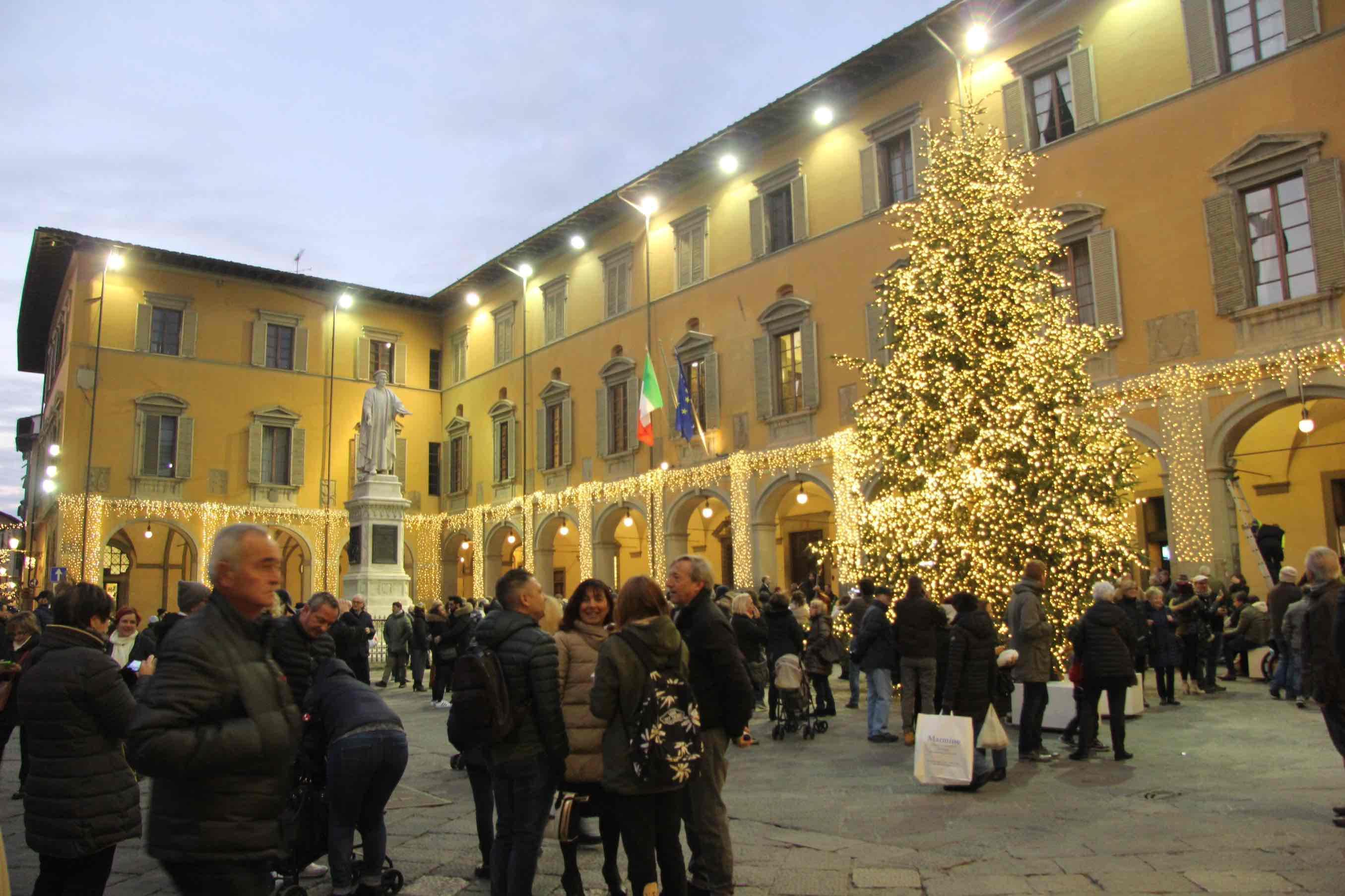 Tante iniziative natalizie nelle strade e piazze del centro storico