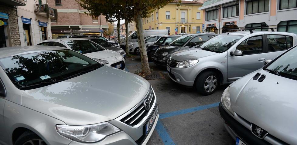 La Confcommercio propone due ore di sosta gratuita in centro