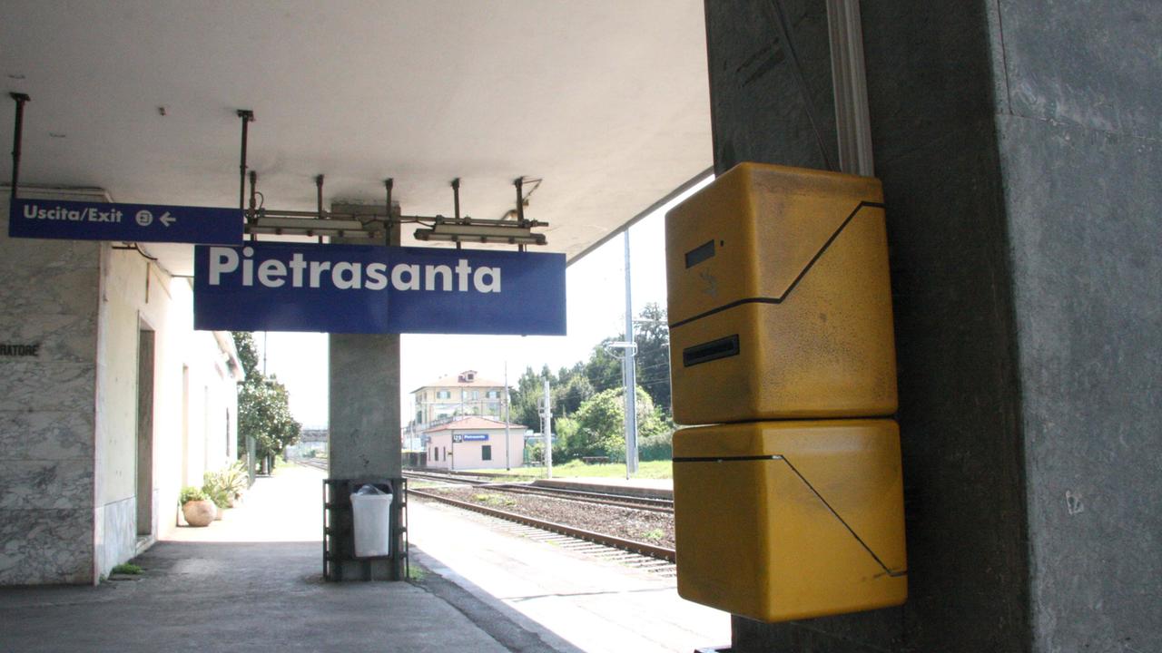 La stazione di Pietrasanta