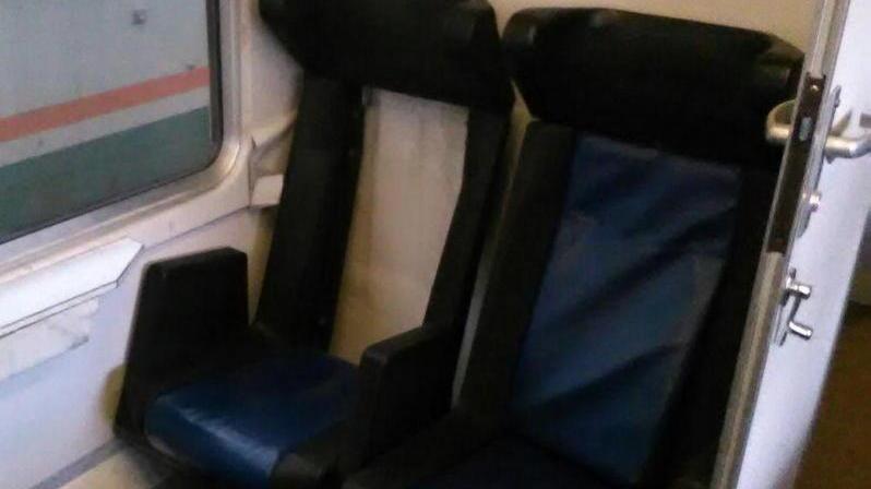 Trovati i vandali del treno: sono tre, due minorenni