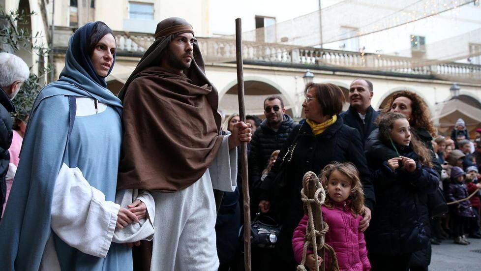 Presepe vivente lungo il fiume Pescia 