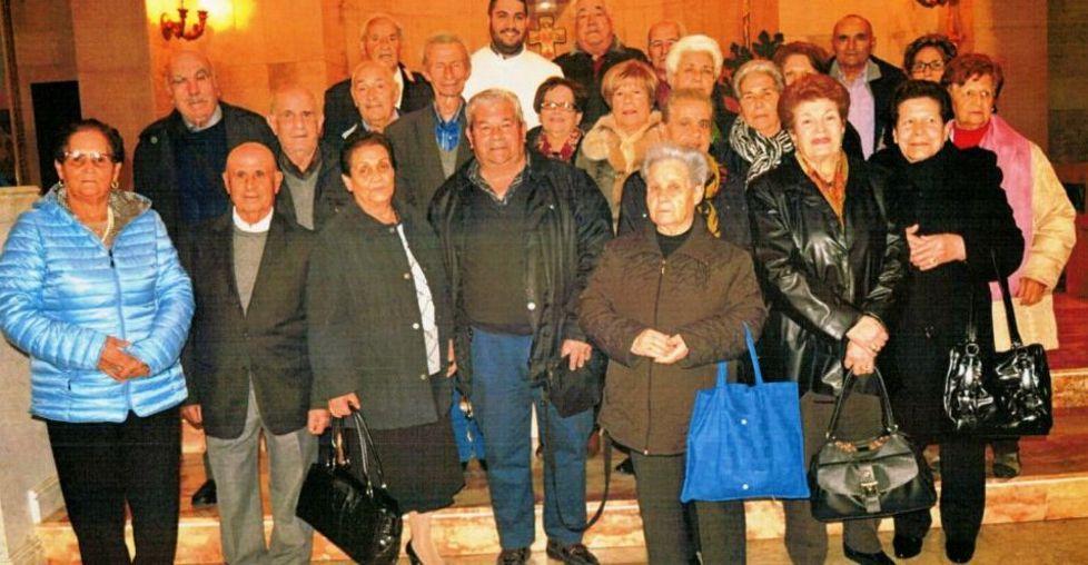Festosa rimpatriata dei “giovani” ottantenni di Ossi