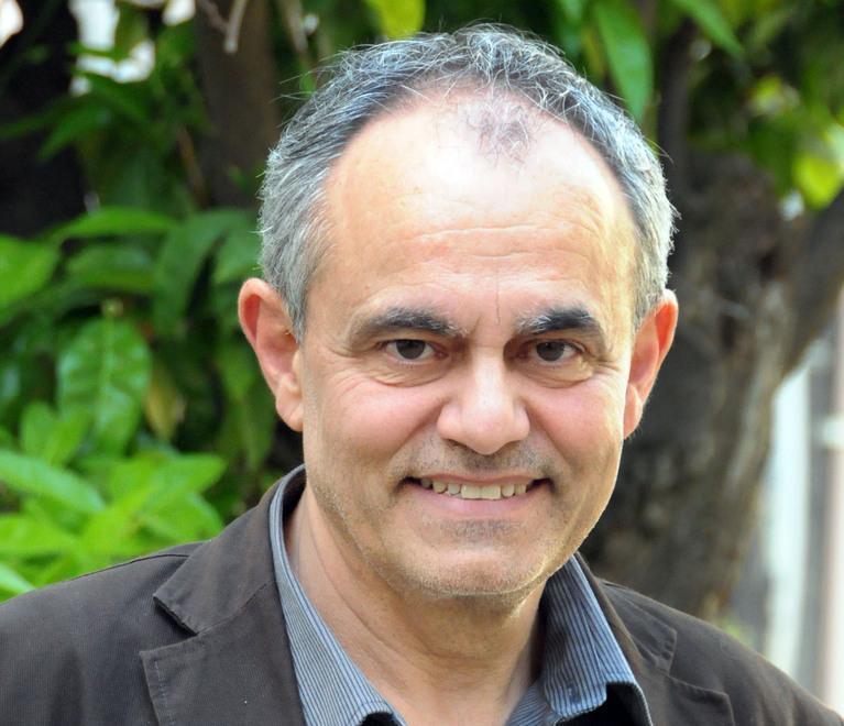 «Troppe irregolarità ma posti di lavoro da salvaguardare»