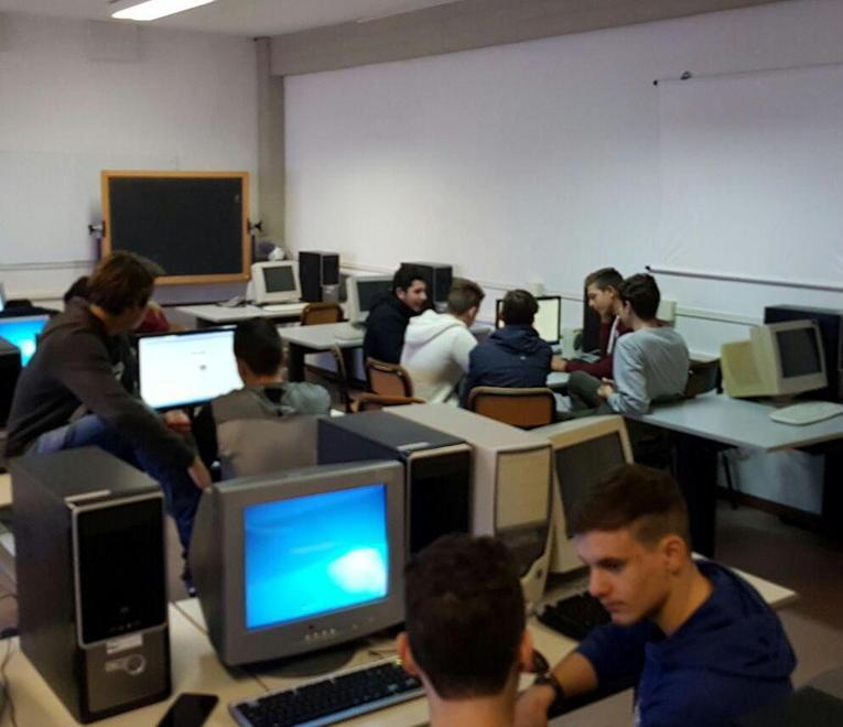 Ragazzi a scuola di startup al Mattei si respira il futuro 