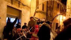A Pitigliano si accende il Natale tra luci e pista di ghiaccio