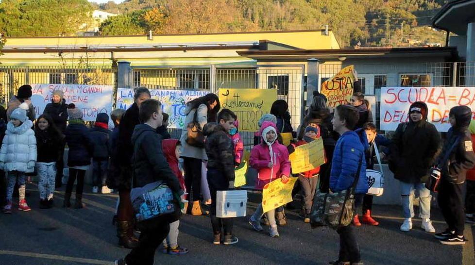 Albiano, 2.000 firme per dire no all’accorpamento 