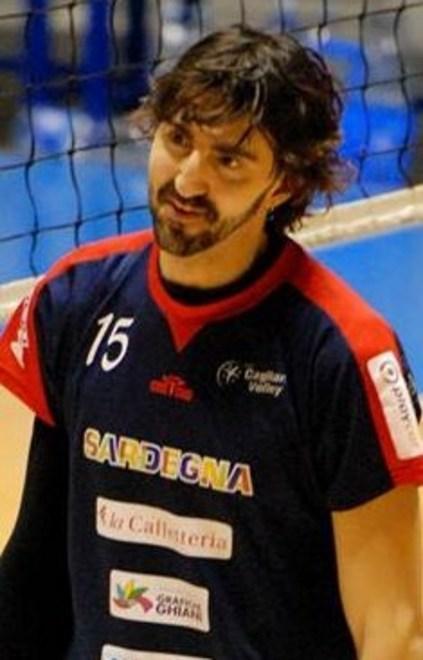 Sandro Stangoni porta in alto il suo Sarroch 