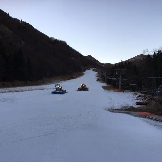 Si scia all'Abetone, pista aperta in Val di Luce 