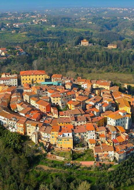 Centro storico, aprono i battenti sei negozi 