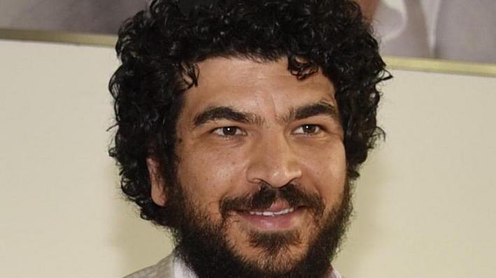 Un’opera con un governo in congedo: «Follia»