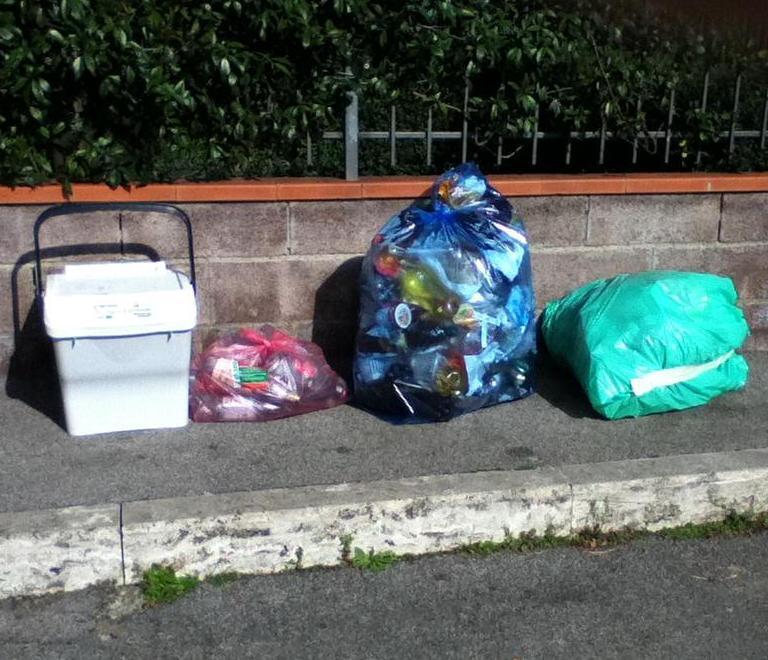 «Servizio rifiuti, no ad aumenti e Ato rispetti impegni e tempi» 