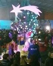 Arriva Babbo Natale in volo al villaggio di San Nicola