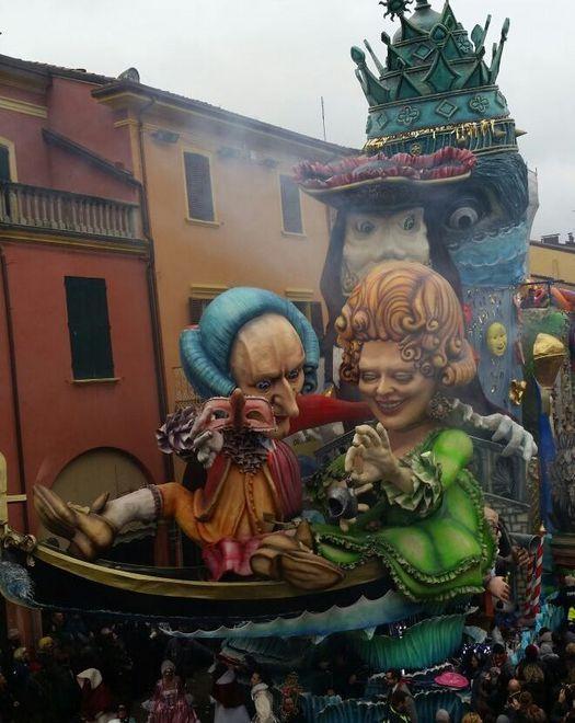 Il carnevale ha i soldi in tasca 