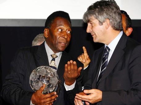 Paolo Rossi insieme a Pelé