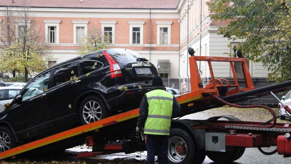 Record di auto rimosse vicino allo stadio