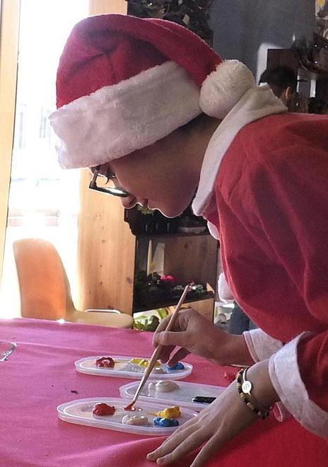 Giochi, solidarietà e sorprese nel treno di Babbo Natale 