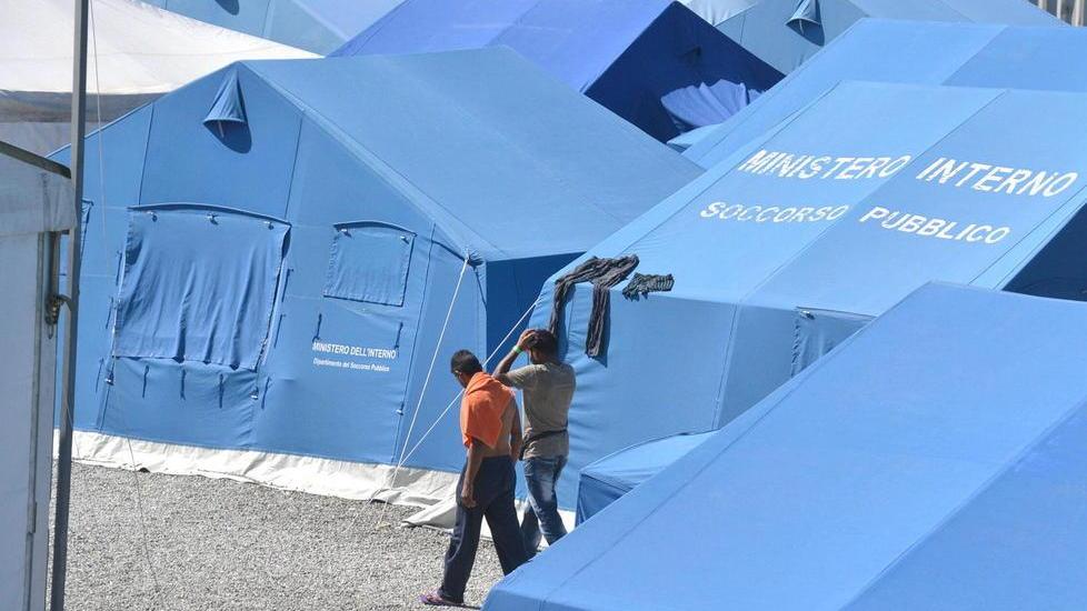 Coluccini: stop al progetto per accogliere i profughi