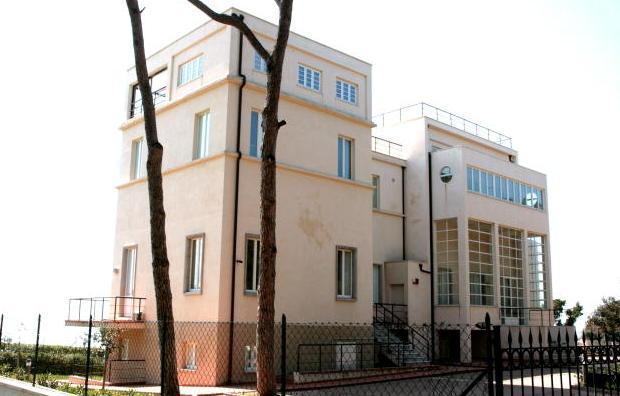 Villa Celestina, rebus sulla proprietà 
