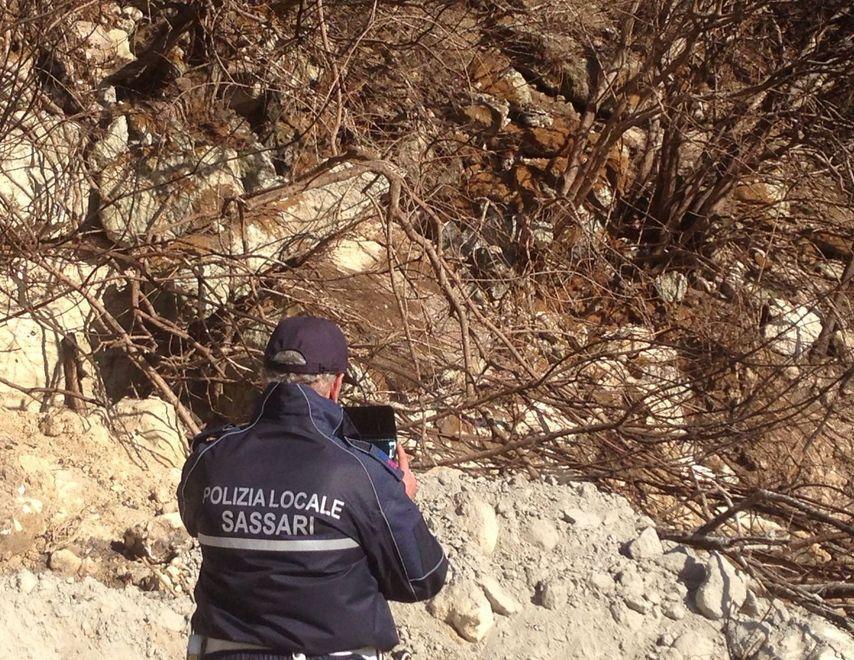 Calancoi, a rischio le falde acquifere: rifiuti che bruciano nel sottosuolo