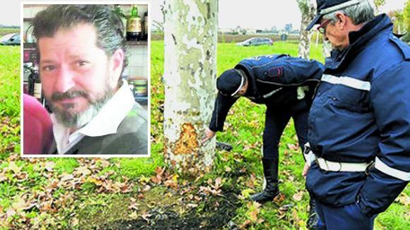 Schianto contro un platano dopo il malore: muore titolare di una pizzeria