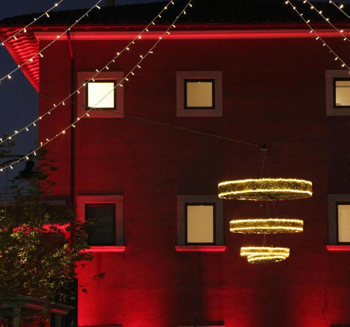 Pietrasanta e Forte si sfidano a colpi di luci e mercatini 