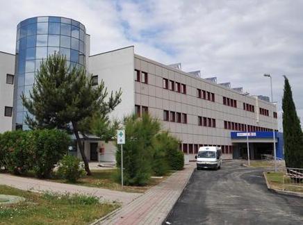 Meningite, resta grave il pensionato 