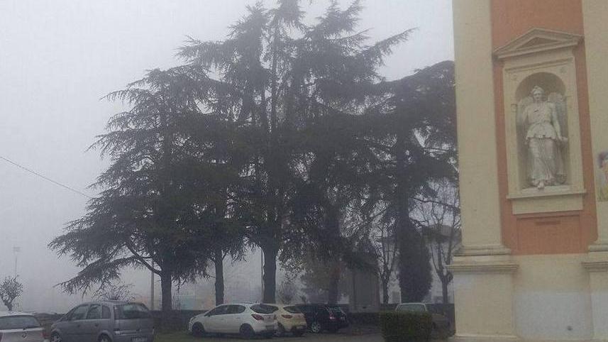 Rubano anche tra i banchi della chiesa, il parroco: “Siamo sconfortati”