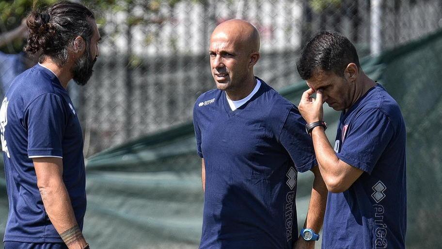 Max Pincione caccia Sanna ma non molla