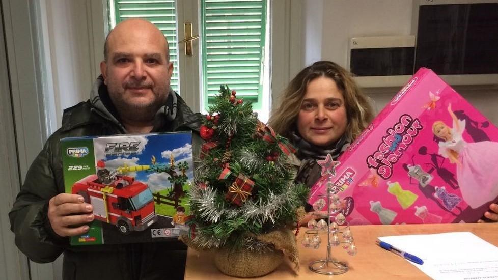 Più di cento regali per i bambini delle famiglie povere