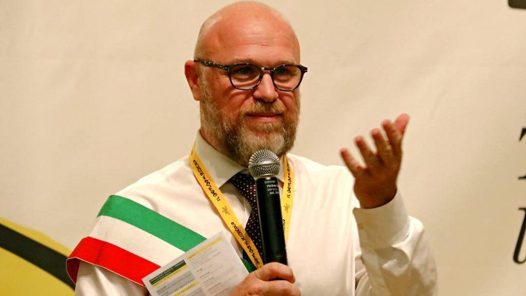 Il sindaco Filippo Nogarin insufficiente al giro di boa del mandato